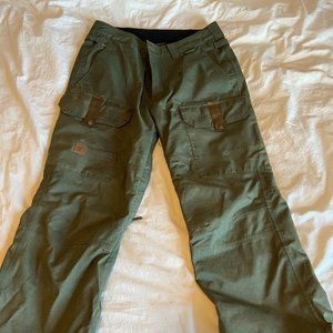 DC Snowboarding Pants
